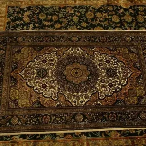 Tapis Vielle Ancien